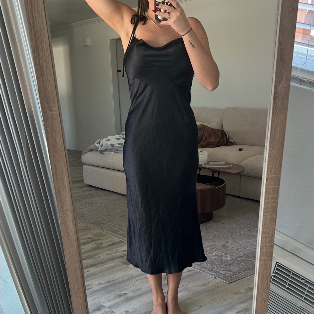 Petal & Pup Black Midi Dress